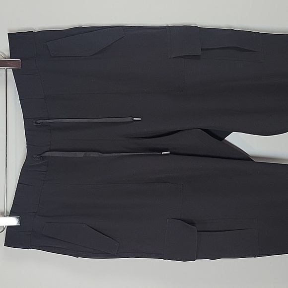 Lululemon Ready Set Cargo Pants Black sz 12 - Picture 2 of 10
